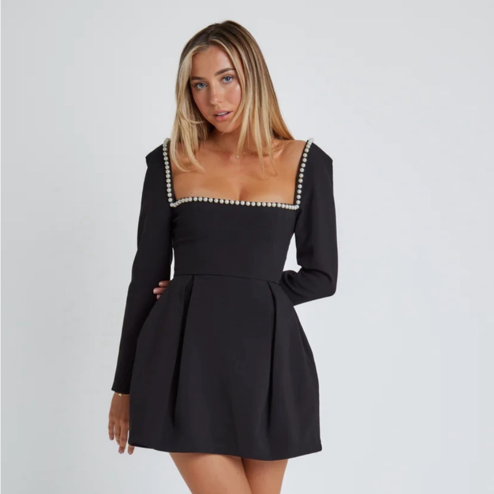 Odd Muse London The Ultimate Muse Pearl Dress - Black